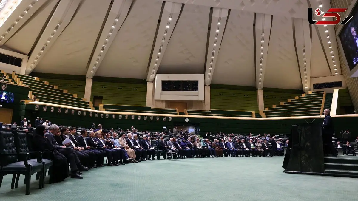 بازی پشت پرده مخالفان دولت در جلسات شبانه نمایندگان!