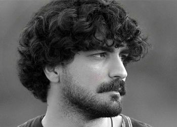 فیلم/ اجرای جنوبی و پرهیاهوی خواننده محبوب این روزهای ایران/ در کنسرت عرفان طهماسبی چه میگذرد؟