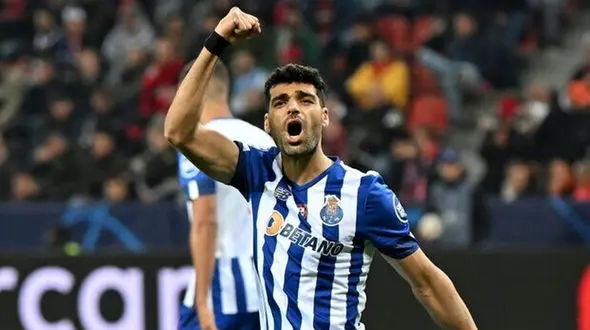 یک ایرانی گزینه مناسب برای شیاطین سرخ/ طارمی به منچستریونایتد نزدیک‌تر شد + عکس