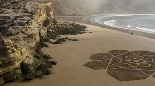 نقاشی های ساحلی با شن و ماسه شگفت انگیز +عکس های دیدنی 
