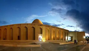 یخچال‌ های باستانی ایران چگونه در دل کویر یخ تولید می‌کردند؟ / فیلم