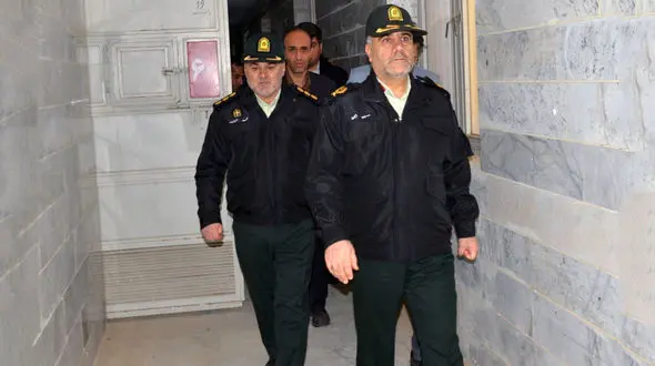 بازدید رییس پلیس تهران از محل نگهداری معتادان متجاهر کهریزک + عکس