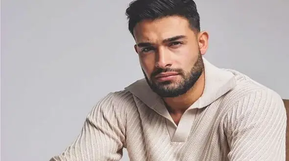 ماجرای حمله بریتنی اسپیرز به سام اصغری با تبر!+عکس و جزئیات