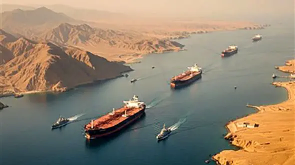 با وجود آتش‌ بس، تردد در تنگه هرمز ۹۰٪ کاهش یافت!