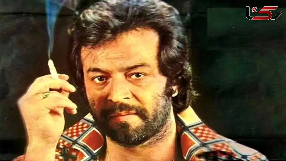 فیلم آواز قدیم /  ایرج قادری با حال بدی سیگار دود میکنه و آهنگ جیگرسوز گوش میده