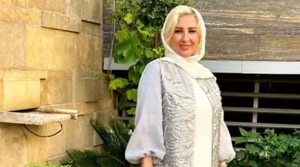 تصویری از چهره ساده و بدون آرایش مرجانه گلچین/ چقدر بدون گریم قیافش شکسته‌تر به نظر میاد!