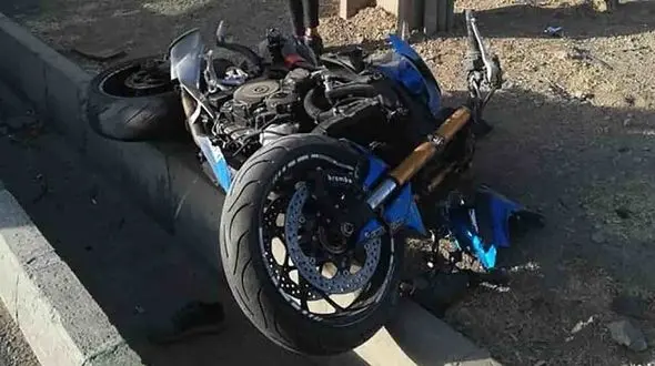 عکس تلخ از تصادف مرگبار موتورسنگین در اتوبان شهید بابایی