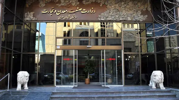 وزارت صمت: قیمت خودرو تابع شورای رقابت است، دخالتی در بازار آزاد نداریم