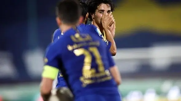 نورافکن و استقلال؛ یک بازی جنجالی دیگر؟ + فیلم