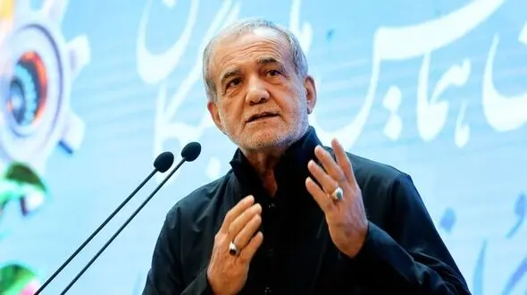 پزشکیان: پاسخ به تهدیدها مسابقه لفاظی نیست/ مسیر صادرات باید از قوانین دست‌وپاگیر پاک شود