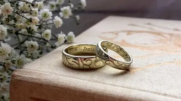 عکس عروسیبازیکن ملی پوش با خانم فوتبالیست  ! / توپ این وسط چیکار نی کنه !