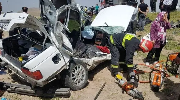 کشته شدن خانواده ای که به تفریح و گردش می رفتند / در کرمانشاه اتفاق افتاد + عکس 