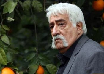 نگاهی به منزل شاهانه داریوش ارجمند، حشمت خان فردوس سریال ستایش/گلدان های درب ورودی فوق العاده زیباست