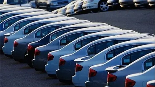 تصویب واردات خودرو با کاربری تاکسی برای حمل و نقل عمومی درون و برون شهری