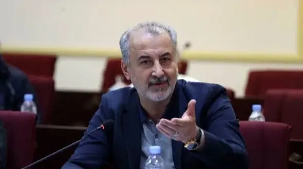 کنایه رضا درویش به محمدرضا زنوزی : اگر حق با بیرانوند است چرا مصالحه؟