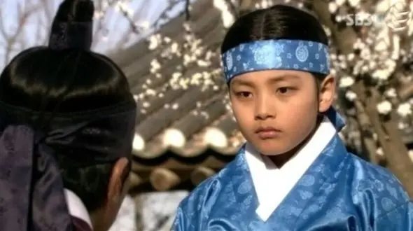 بیوگرافی یو جین گو بازیگر نقش نوجوانی شاهزاده هودونگ  سریال جامیونگ گو از درخشش در کودکی تا خدمت سربازی