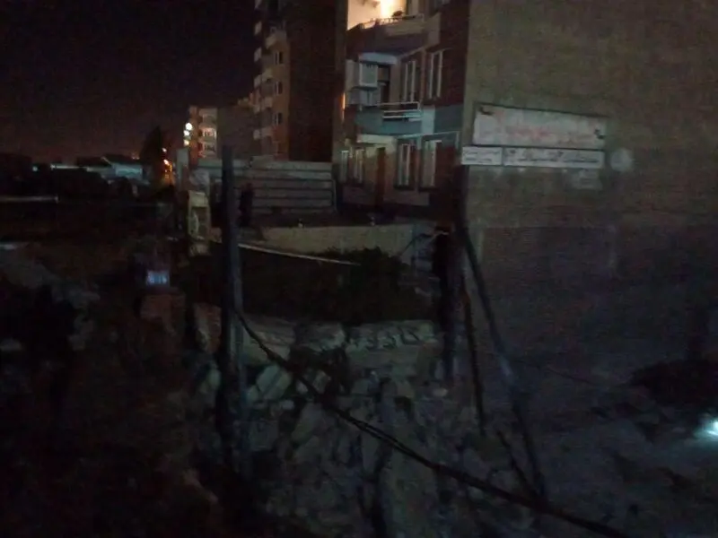 فرو ریختن ساختمان 
