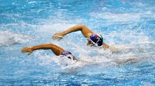 صعود مردان واترپلو ایران به نیمه‌نهایی با برتری بر هنگ‌کنگ