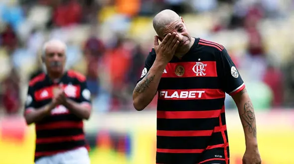 اشک آدریانو در شب خداحافظی در آمد + فیلم