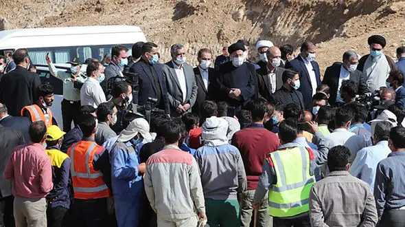 آیت‌الله رئیسی: در پی چارچوبی هستیم که حقی از هیچ کارگری ضایع نشود