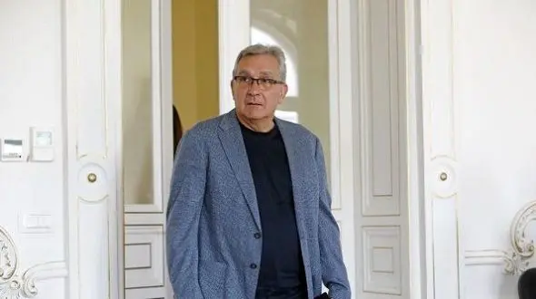 سرمربی سابق پرسپولیس به دادگاه رفت!