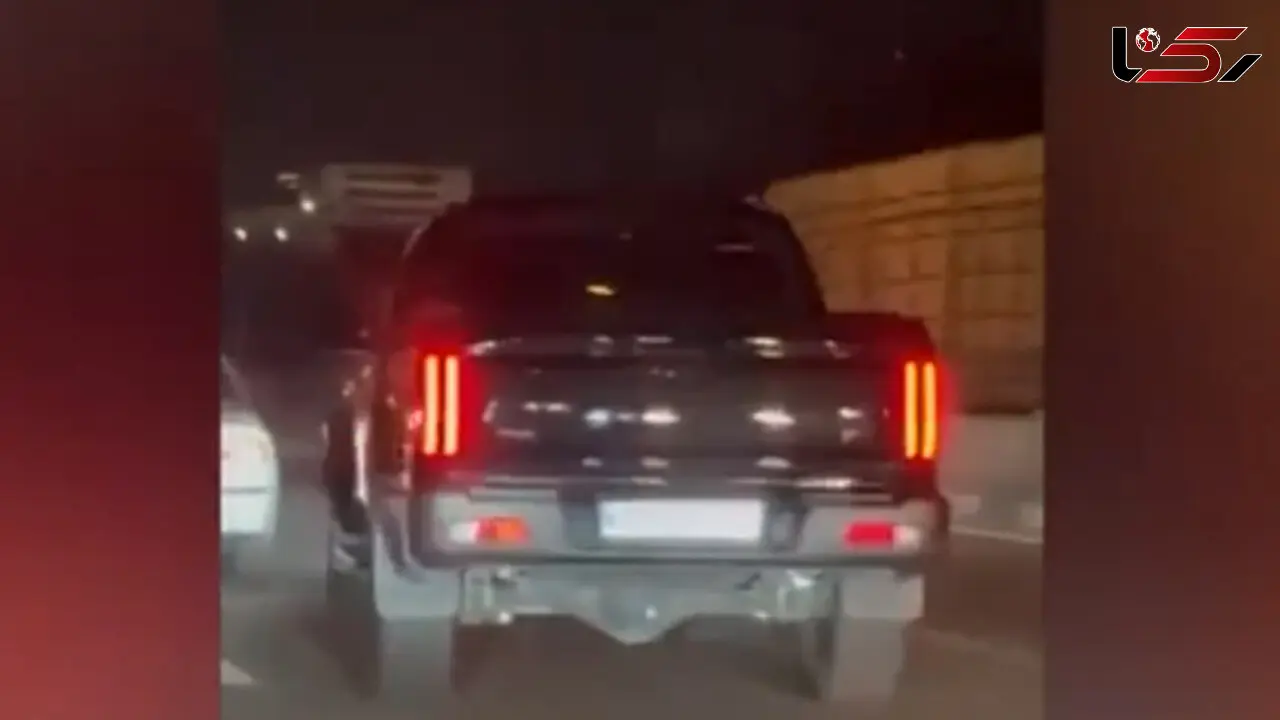 فیلم حرکات جنون آمیز راننده کی ام سی در تهران / راننده دلیل خود را توضیح داد