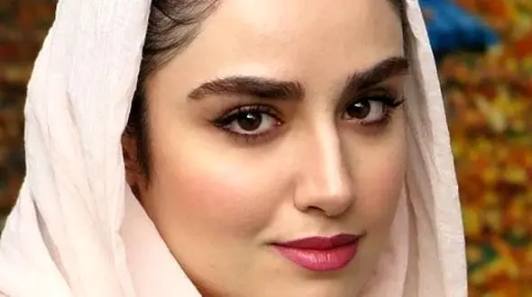 مانتوی بدون آستین و مدرن هانیه غلامی