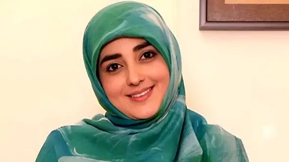سادات قطبی: مرور عکس‌های ۱۱ سال پیش و یک حقیقت تلخ، دارم به زور می خندم / من اون موقع نمی دونستم دارم آخرین عکس هامو با پسرم امیر علی می گیرم + آخرین عکس خانم بازیگر با پسرش