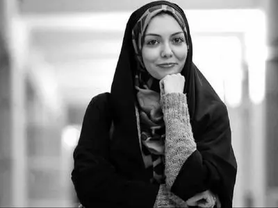 اولین عکس از زمان بارداری مرجوم آزاده نامداری/ دونفره های خانم مجری در زمان بارداری با همسرش + جدید ترین عکس دخترش