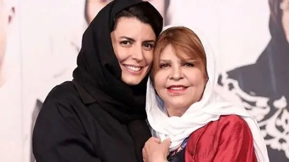 اشک های جانسوز لیلا حاتمی بر سر خانه ابدی مادرش زری خوشکام+عکس