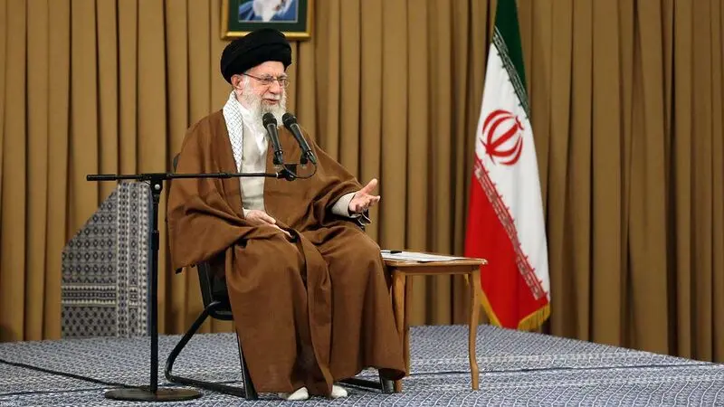 دیدار رهبری با کارگران