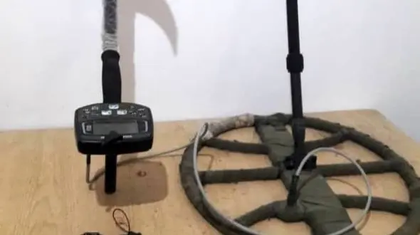 کشف فلزیاب غیرمجاز 2 میلیاردی در دورود