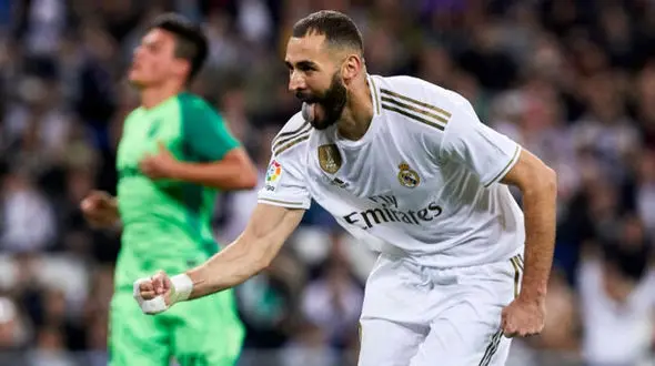 شعرخوانی سعودی‌ها بنزما را به وجد آورد + فیلم