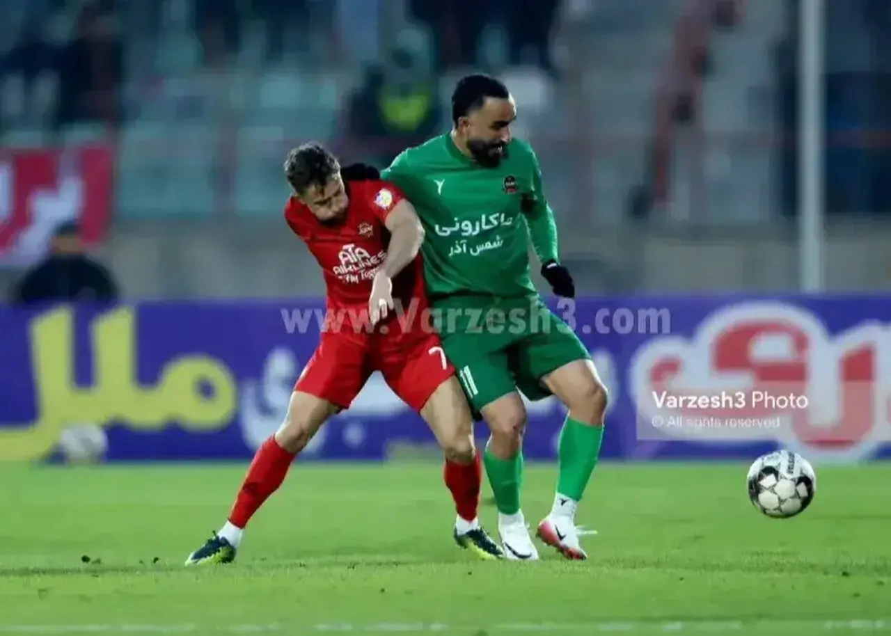 پوشش لحظه ای بازی شمس آذر و تراکتور: نتیجه 0-0