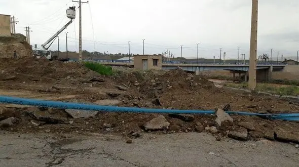 سیل دیواره رودخانه شهر پلدختر را تخریب کرد+ تصاویر 