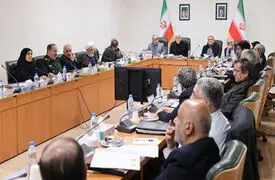 دفاع رئیس‌جمهور و اعضای هئیت دولت از وزیر رفاه، کار و امور اجتماعی
