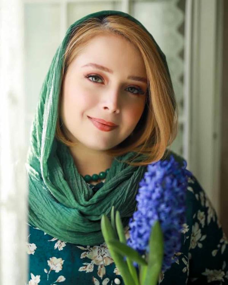 مادر و خاله هانیه غلامی