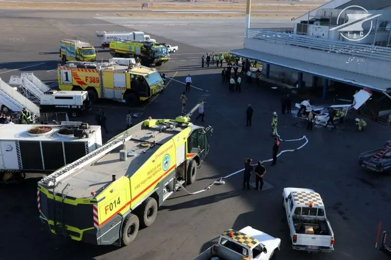 برخورد هواپیمای سبک با ساختمان