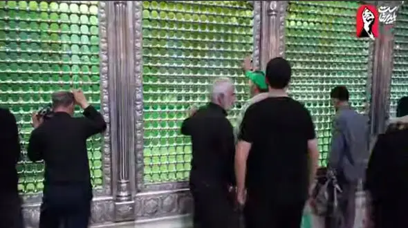 فیلم / خدمت‌رسانی گسترده به زائران امام قائد شهید با همکاری آستان مقدس امام خمینی(ره) و شهرداری تهران