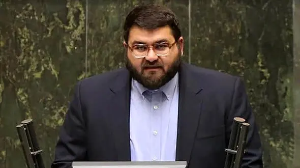 آمار خروج نخبگان و ثروت از کشور فاجعه آمیز است / دامادسالاری و خویشاوندسالاری توسط تقبیح گران احیا شد