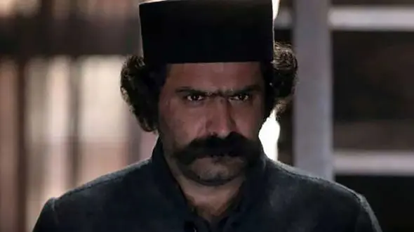 تیپ خاص و متفاوت چاوش بازیگر سریال گیلدخت خارج از تلویزیون