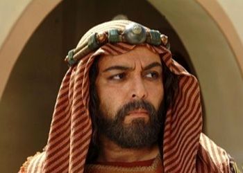 عکس؛ سفر به تاریخ؛ چهرۀ «زائده، پسرعموی مختار» در پشت صحنۀ «مختارنامه» و «سلمان فارسی»
