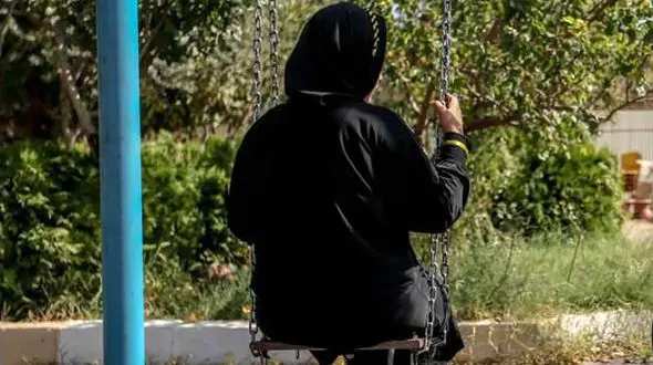 دردهای یک زن ایرانی  /  از کودک همسری تا ترک اعتیاد در قبر/ شوهر دومم اچ آی وی داشت و به من نگفت! + صوت