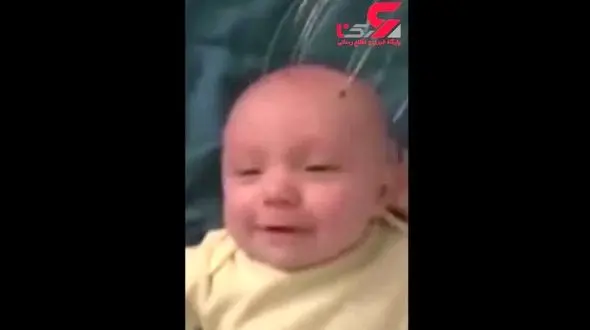 روش عجیب مادر برای آرام کردن نوزادش + فیلم 
