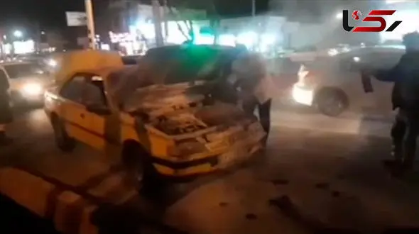 اقدام شجاعانه مامور پلیس راهور فردیس در مهار آتش خودرو / به احترامشان باید ایستاد