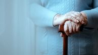 بحران سالمندی نزدیک است خدمات بیمه ای باید بهبود یابد / زنان چکاپ انواع سرطان و بیماری های قلبی را از 60 سالگی جدی بگیرند