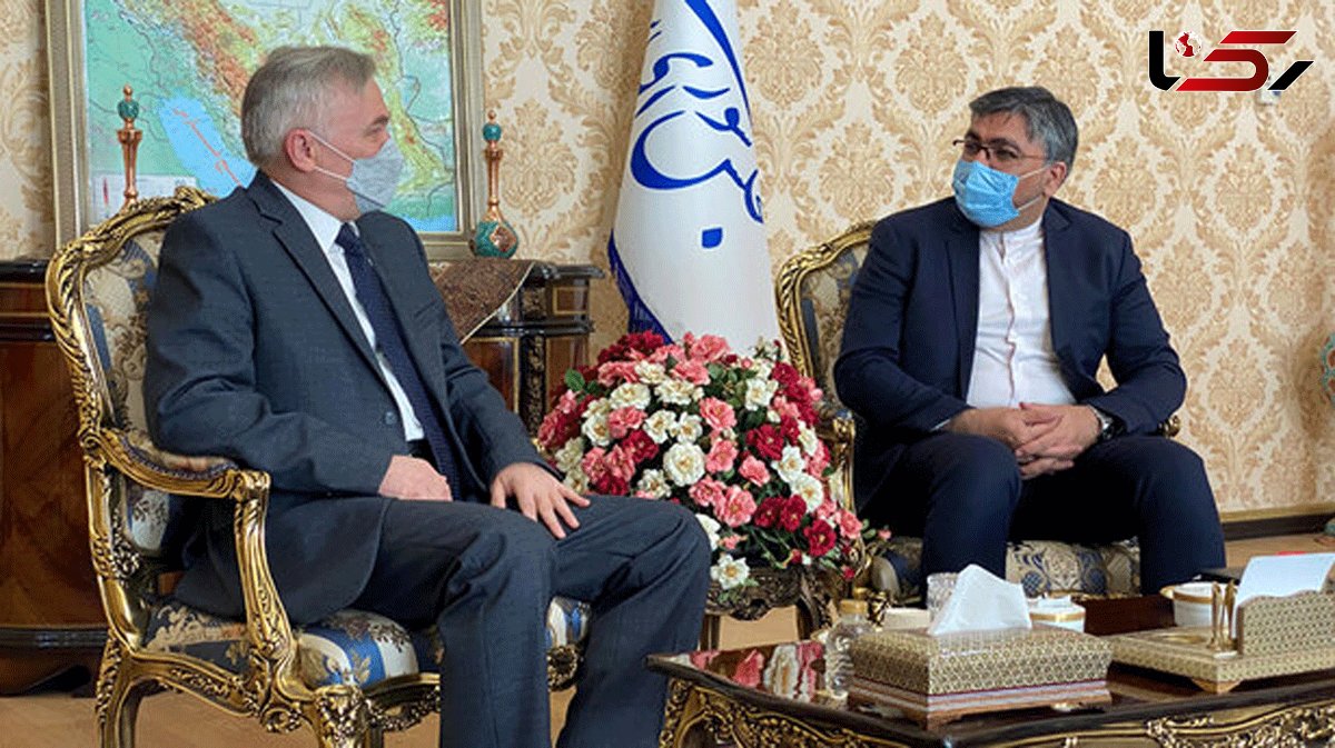 Tehran, Minsk confer on economic contacts