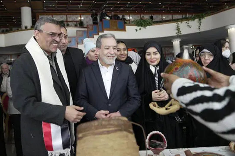 سید عباس عراقچی وزیر امور خارجه  و همسرش 
