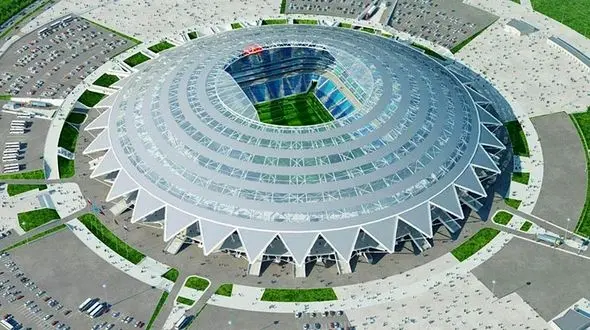 ورزشگاهی که نصفش زیر زمین است!