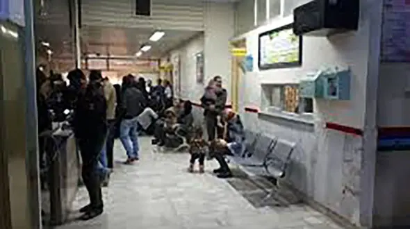 مردان خشمگین بیمارستان فاطمی اردبیل را با خاک یکسان کردند + جزئیات